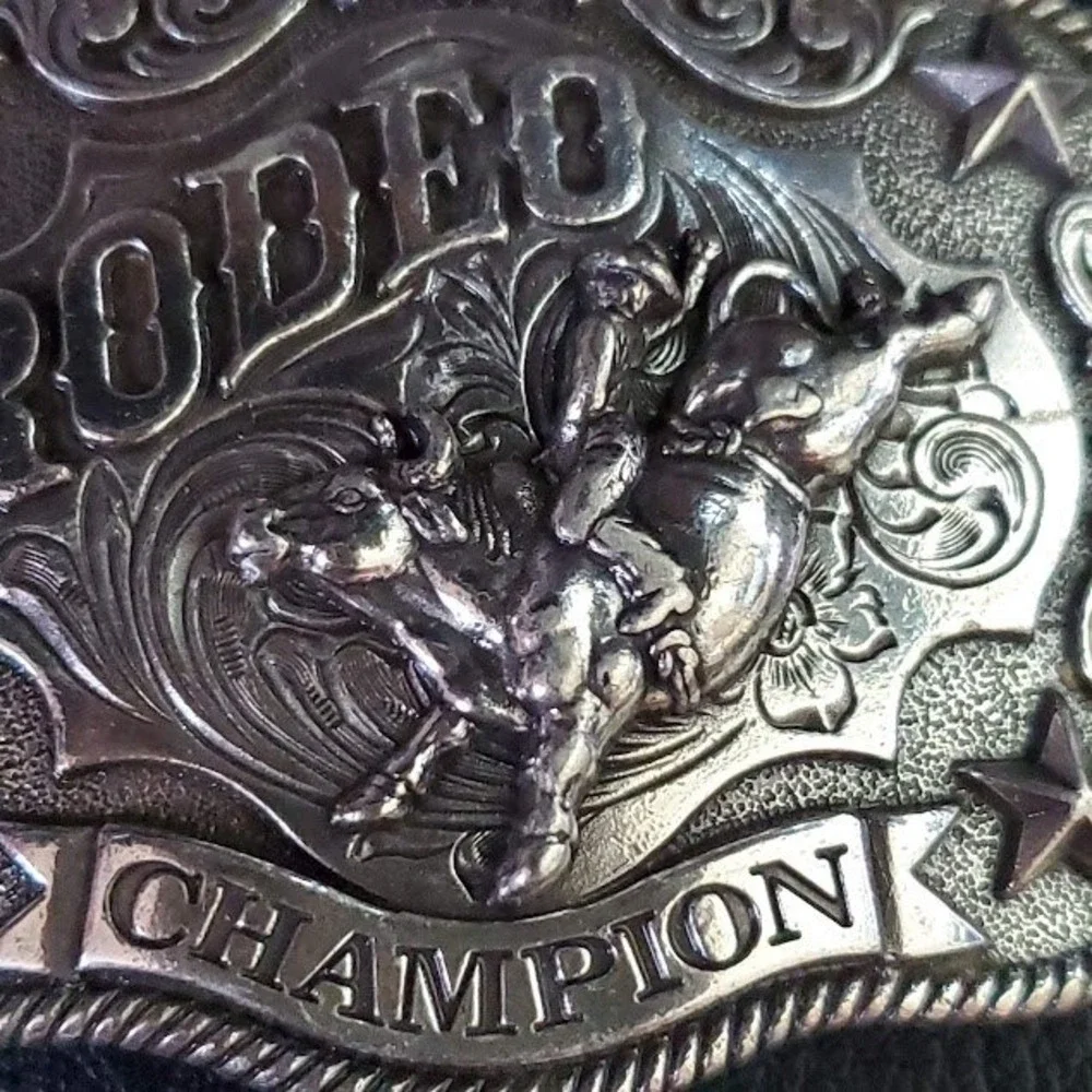 Unbranded rodeo champion